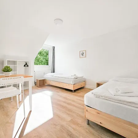 Apartment Raj Living - Monteurwohnungen - 3 Schlafzimmer - Kueche - Balkon - Waschmaschine - 25 Min Zur Messe Dus Heiligenhaus