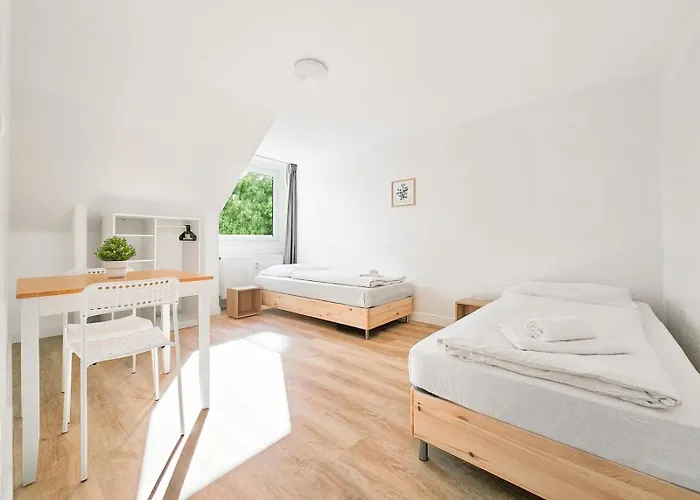 Appartement Tolstov - Monteurwohnungen - 3 Schlafzimmer - Kueche - Balkon - Waschmaschine - 25 Min Zur Messe Dus Heiligenhaus